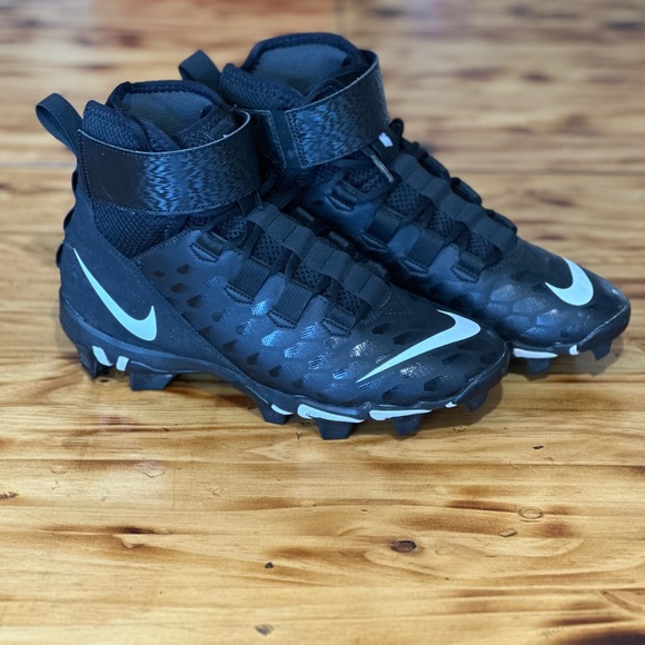 Nike Force Savage Shark 2 Men’s’ Football Cleats size 8.5 - Picture 1 of 13